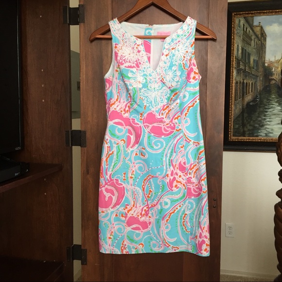 Lilly Pulitzer Dresses & Skirts - LILY PULITZER SHIFT DRESS